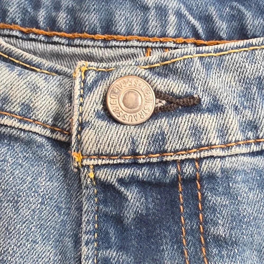 Levi's 569 Loose Straight Shorts Mens 36 Blue Denim Relaxed Fit Medium Wash 6510